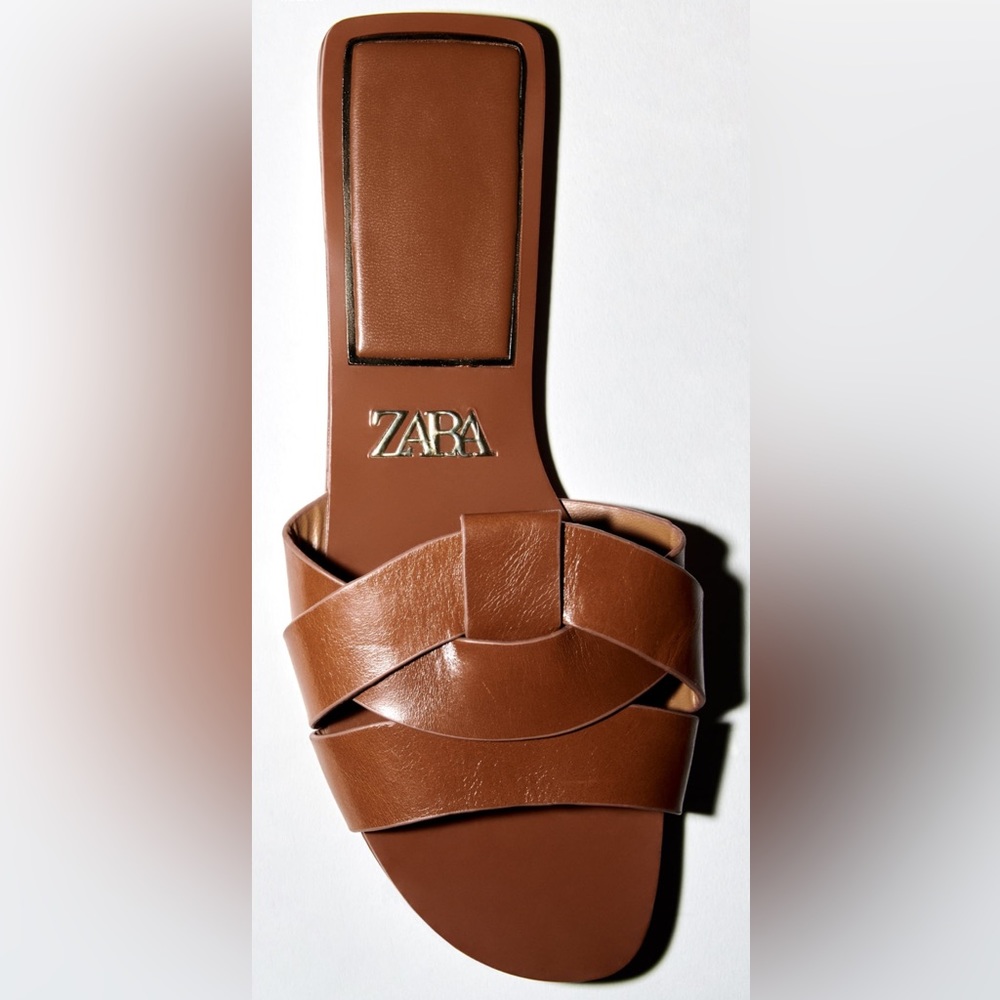 Zara FLAT CROSSED LEATHER SANDALS